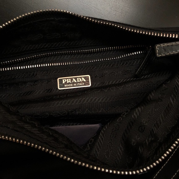 SOLD!! Vintage Prada Tessuto Sirio Handbag - Picture 3 of 8
